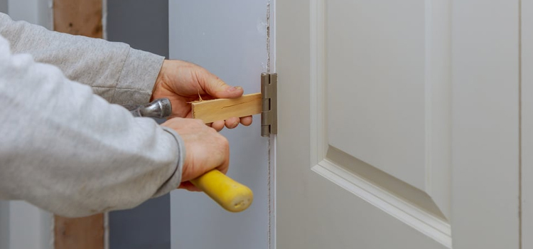 fiberglass entry door repair in Lathrop